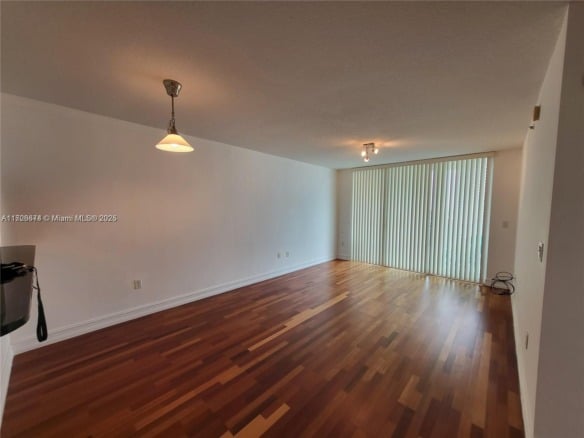 31 SE 5th St # 2409, Miami FL 33131 — #A11726674