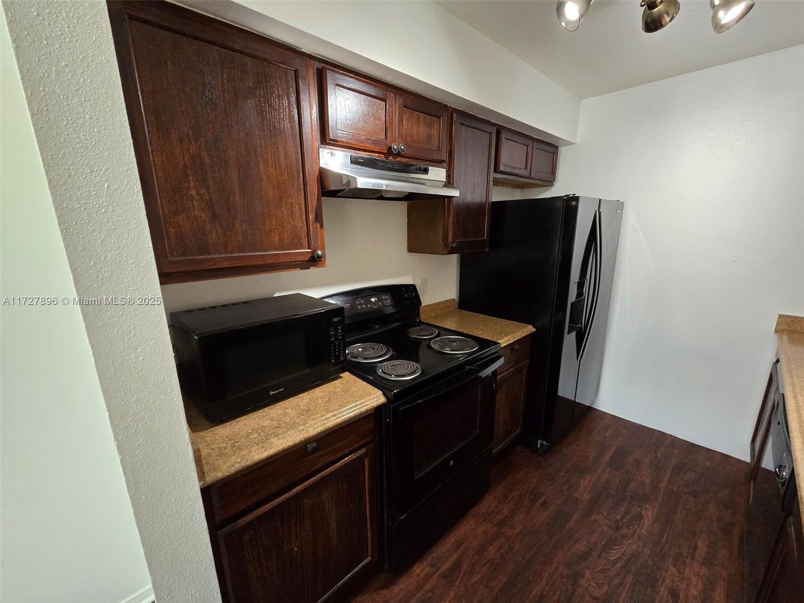 6dd28e9b-4055 2622 NW 33rd St # 2011, Oakland Park FL 33309 — #A11727896