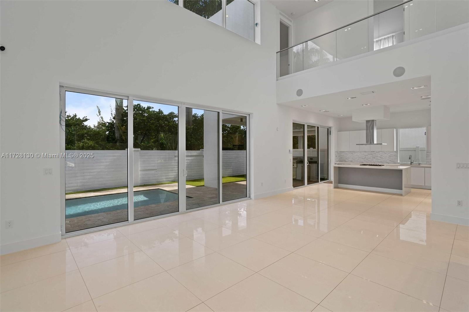 6dd28e9b-4061 10296 NW 74th Ter, Doral FL 33178 — #A11728130