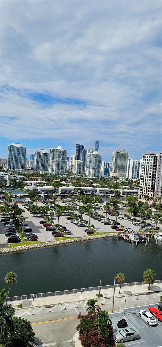 500 Bayview Dr # 1117, Sunny Isles Beach FL 33160 — #A11728372
