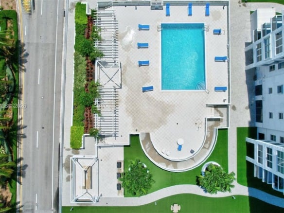 3015 N Ocean Blvd # 3J, Fort Lauderdale FL 33308 — #A11728426