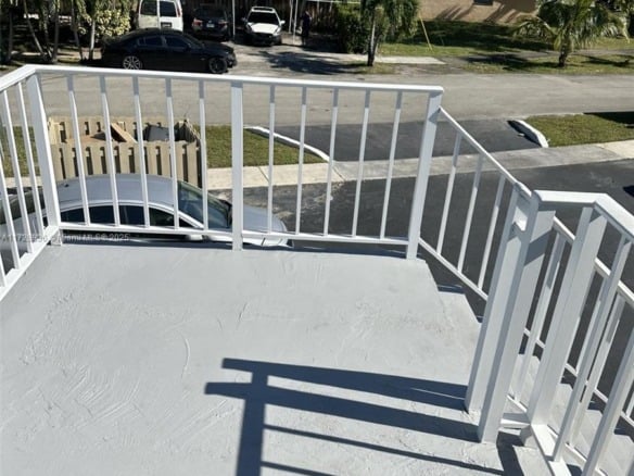 6101 Garfield St, Hollywood FL 33024 — #A11728936