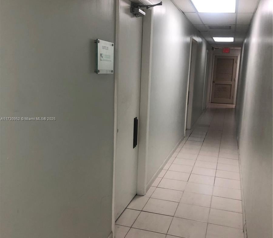 900