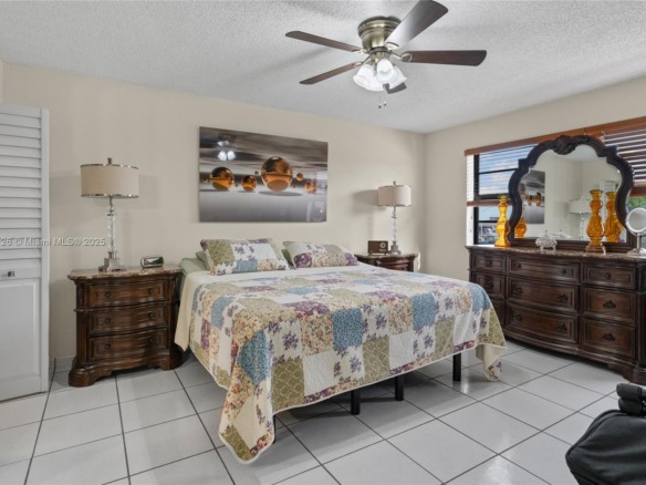 605 NW 72nd Ave # 406, Miami FL 33126 — #A11731126