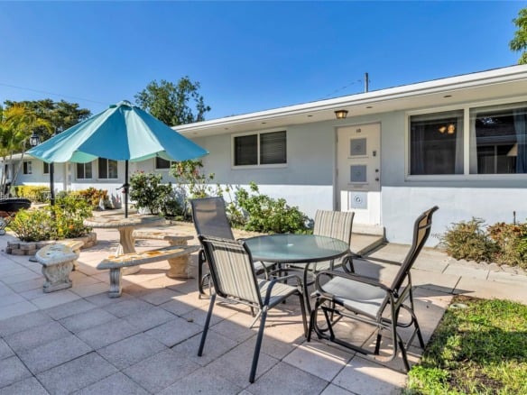 2300 Jackson St # 10, Hollywood FL 33020 — #A11732588