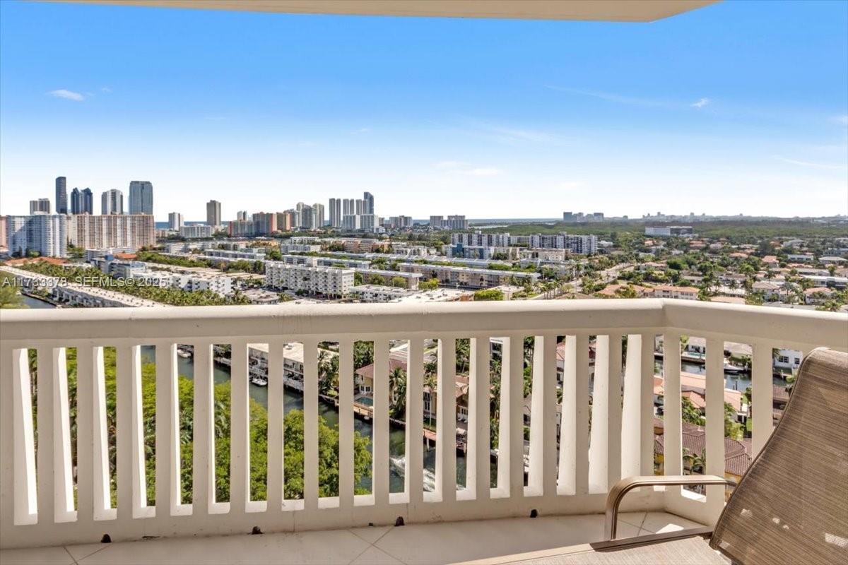 6dd28e9b-4133 1000 Island Blvd # 2003, Aventura FL 33160 — #A11733378