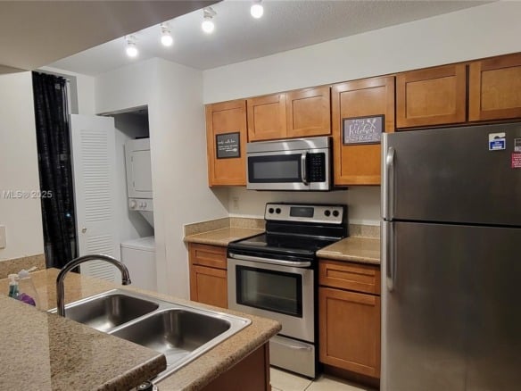 219 NW 12th Ave # 1004, Miami FL 33128 — #A11734698
