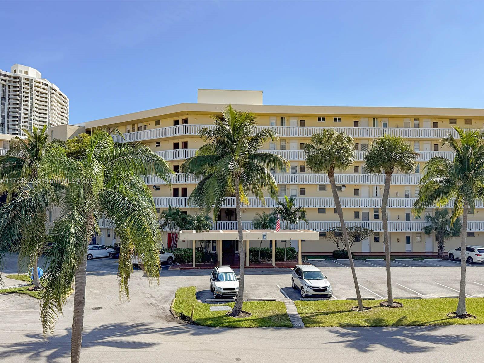 6dd28e9b-4152 2930 Point East Dr # E109, Aventura FL 33160 — #A11734822