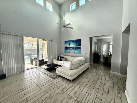 2602 Augusta Dr, Homestead FL 33035 — #A11738789