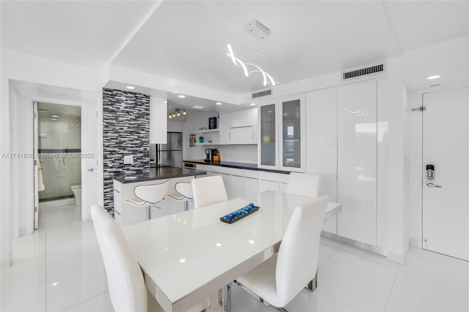 6dd28e9b-4231 3031 N Ocean Blvd # 604, Fort Lauderdale FL 33308 — #A11741806