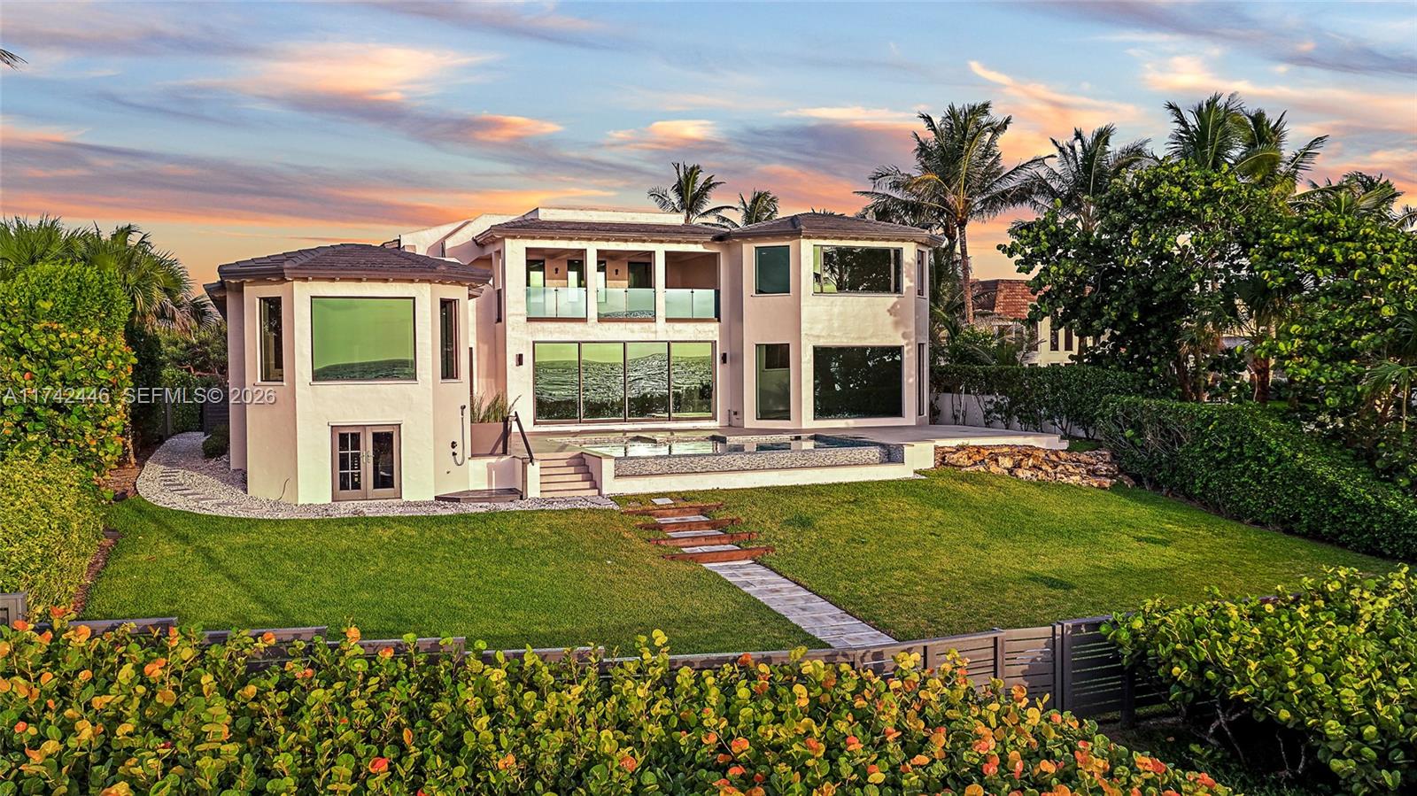 22 Ocean Dr, Jupiter Inlet Colony FL 33469 — #A11742446