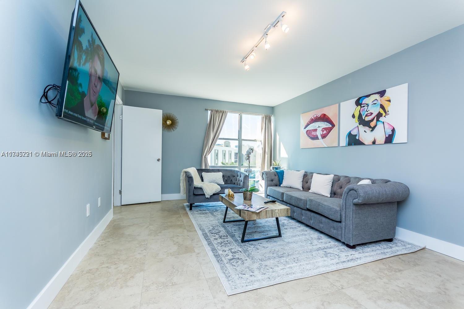 6dd28e9b-4276 17620 Atlantic Blvd # 519, Sunny Isles Beach FL 33160 — #A11745221