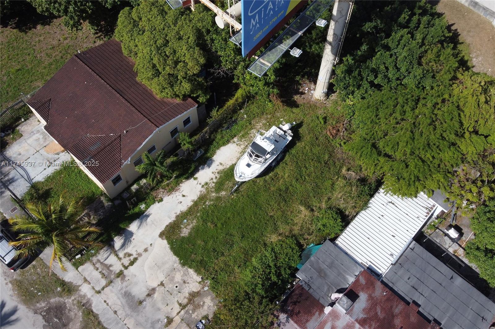 DCIM101MEDIADJI_0480.JPG 321 NW 37th St, Miami FL 33127 — #A11745937