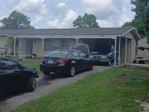 506 York Rd, Lehigh Acres FL 33936 — #A11826849