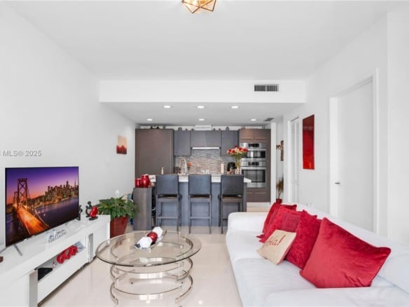 7875 NW 107th ave # 511, Doral FL 33178 — #A11746036