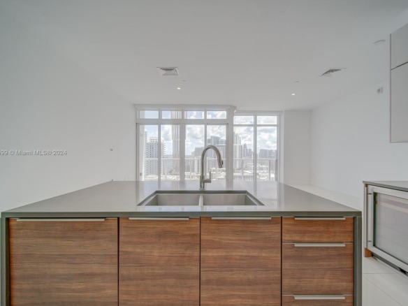 601 NE 27th St, Miami FL 33137 — #A11620599