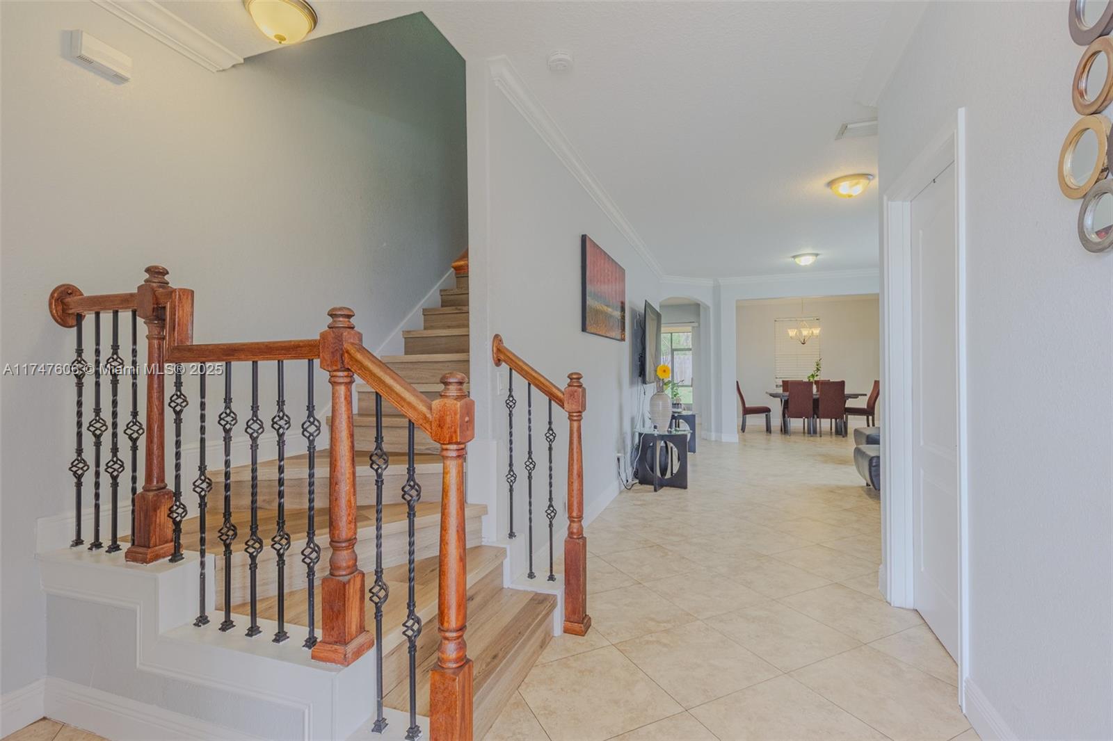 6dd28e9b-4311 410 S Hudson St, Orlando FL 32835 — #A11747606