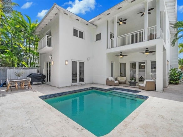 6 Coconut Ln, Key Biscayne FL 33149 — #A11748039