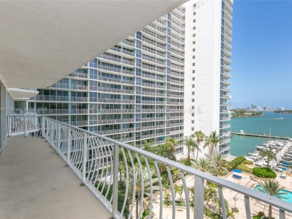 7601 E Treasure Dr # 1108, North Bay Village FL 33141 — #A11748098