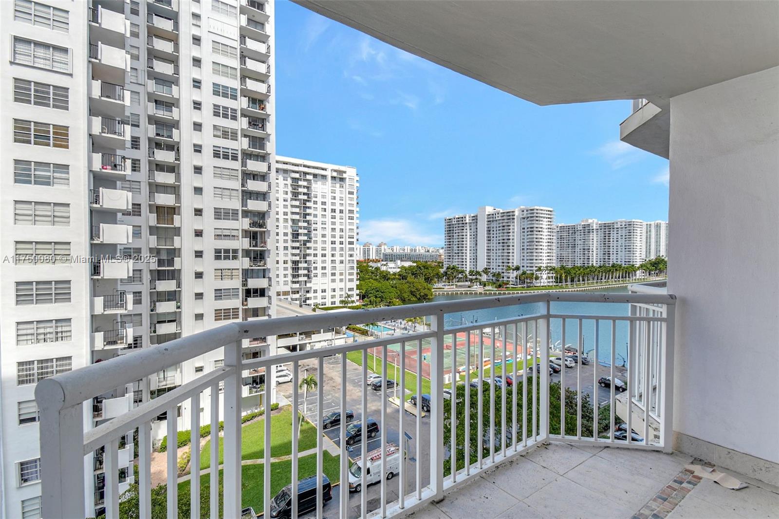 18051 Biscayne Blvd # 801, Aventura FL 33160 — #A11750080