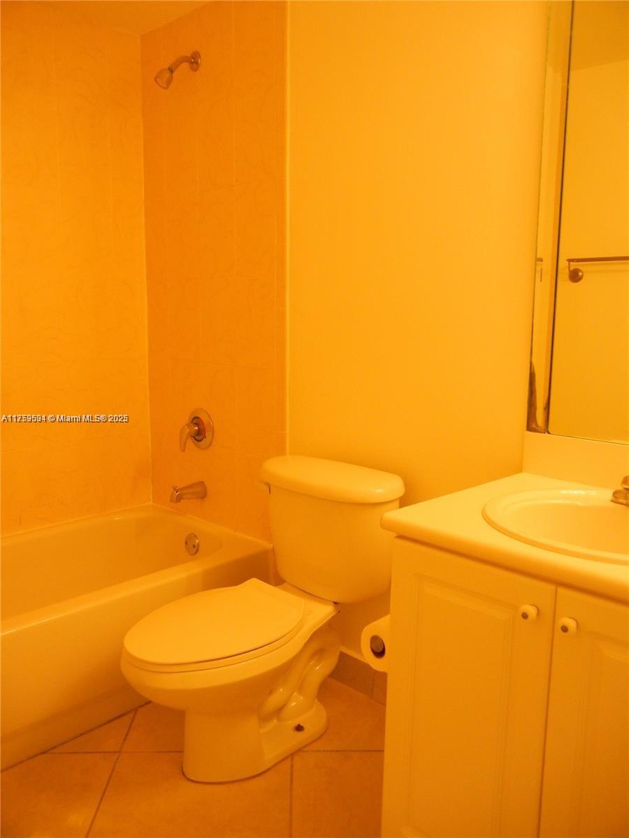 6dd28e9b-4482 1455 N Treasure Dr # 4O, North Bay Village FL 33141 — #A11759534