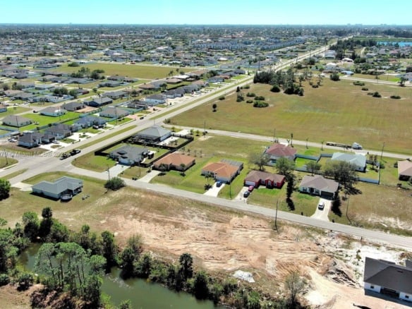 1611 NW 2nd St, Cape Coral FL 33993 — #A11759979