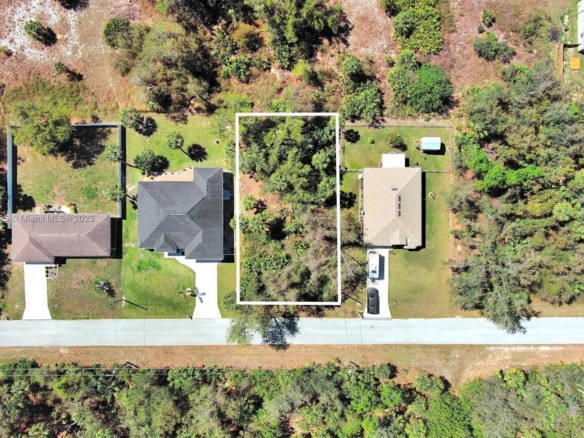205 Ferdon Cir, Port Charlotte FL 33954 — #A11760025