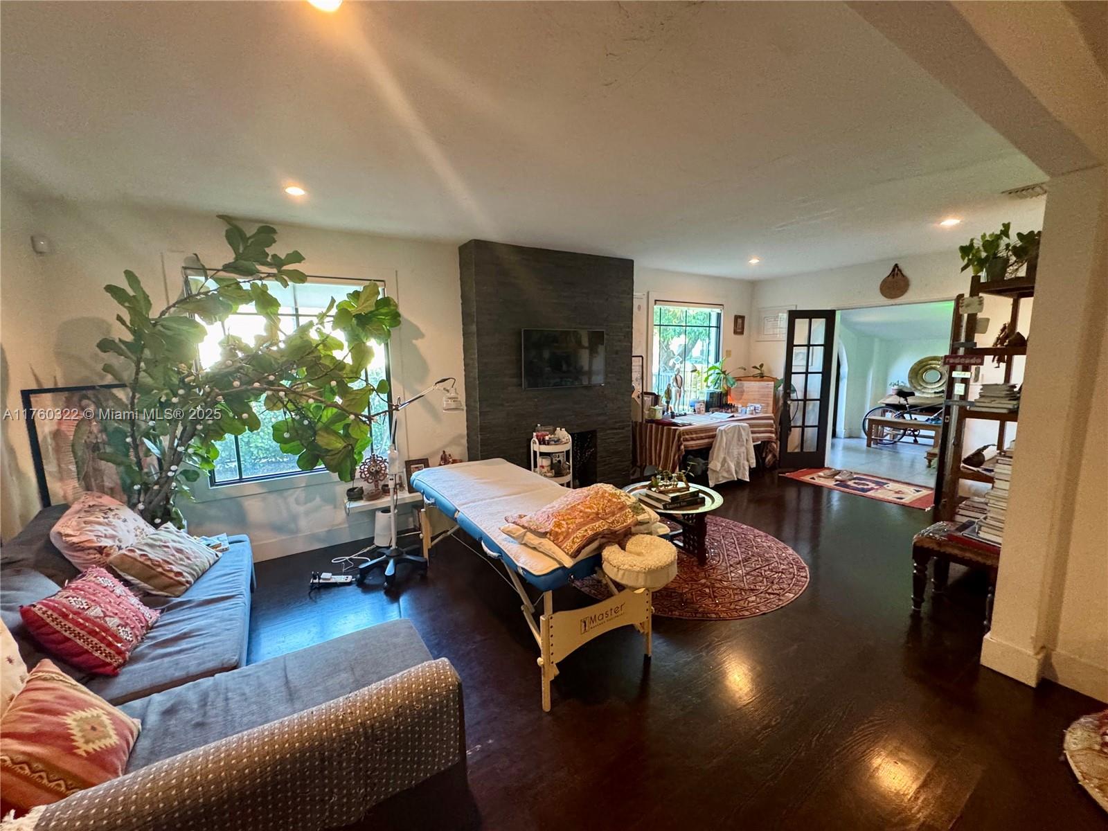7020 NE 5th Ave, Miami FL 33138 — #A11760322