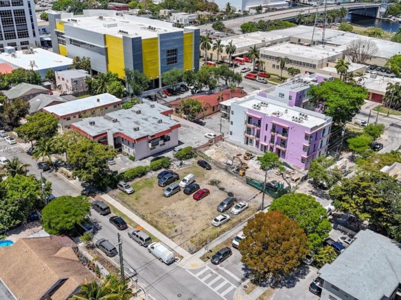 1111 NW 6th St, Miami FL 33136 — #A11566559