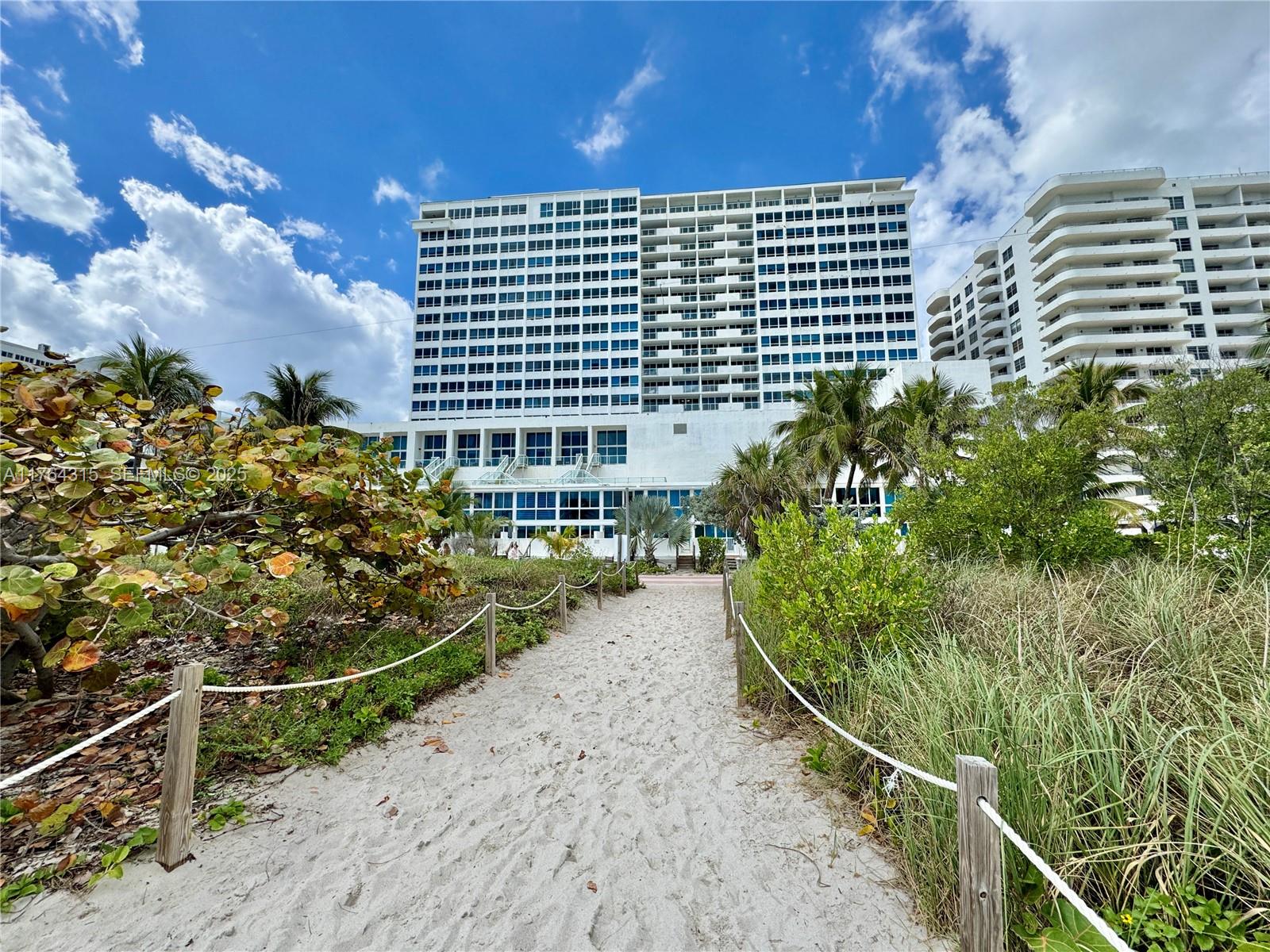 6dd28e9b-4551 5445 Collins Ave # 11, Miami Beach FL 33140 — #A11764315