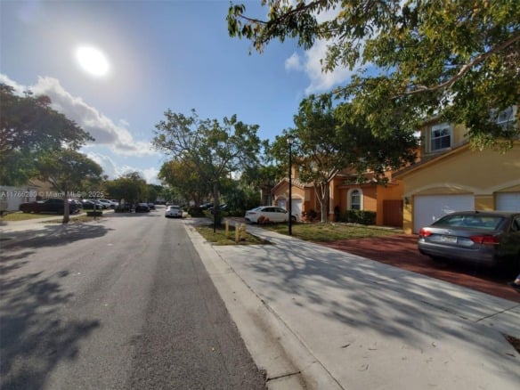 11009 NW 80th Ln, Doral FL 33178 — #A11766280