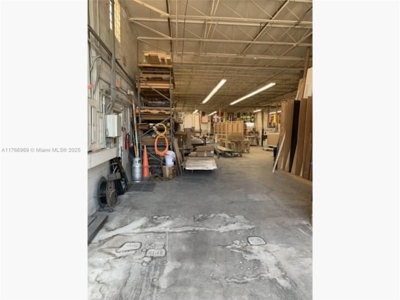 1677 W 31st Pl # 1677, Hialeah FL 33012 — #A11766969
