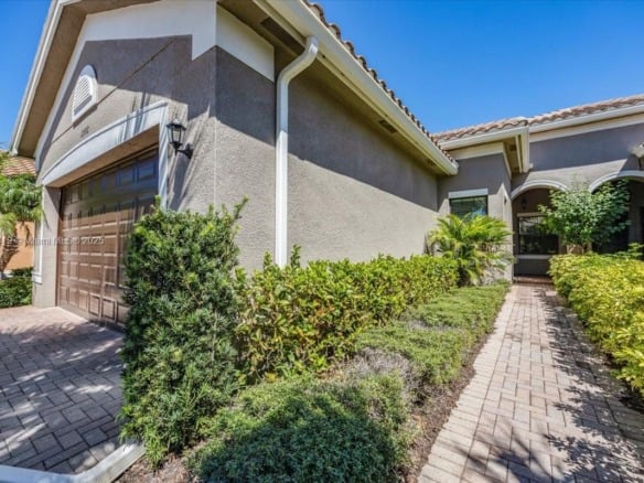13458 Sumter Lane, Naples FL 34109 — #A11768419