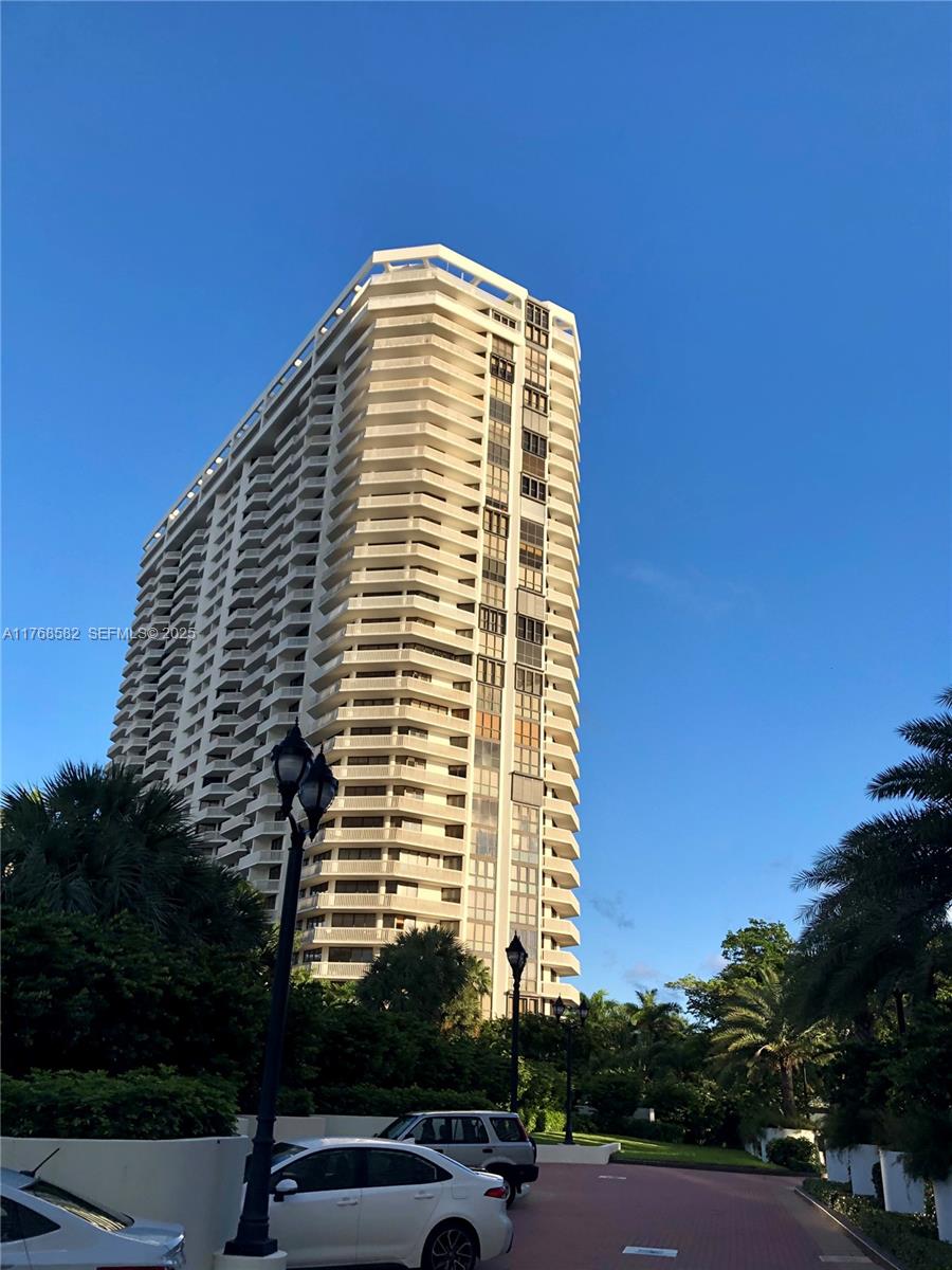 6dd28e9b-4623 1000 W Island Blvd # 712, Aventura FL 33160 — #A11768582