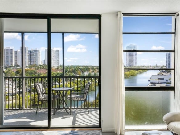 3475 N Country Club Dr # 818, Aventura FL 33180 — #A11770056