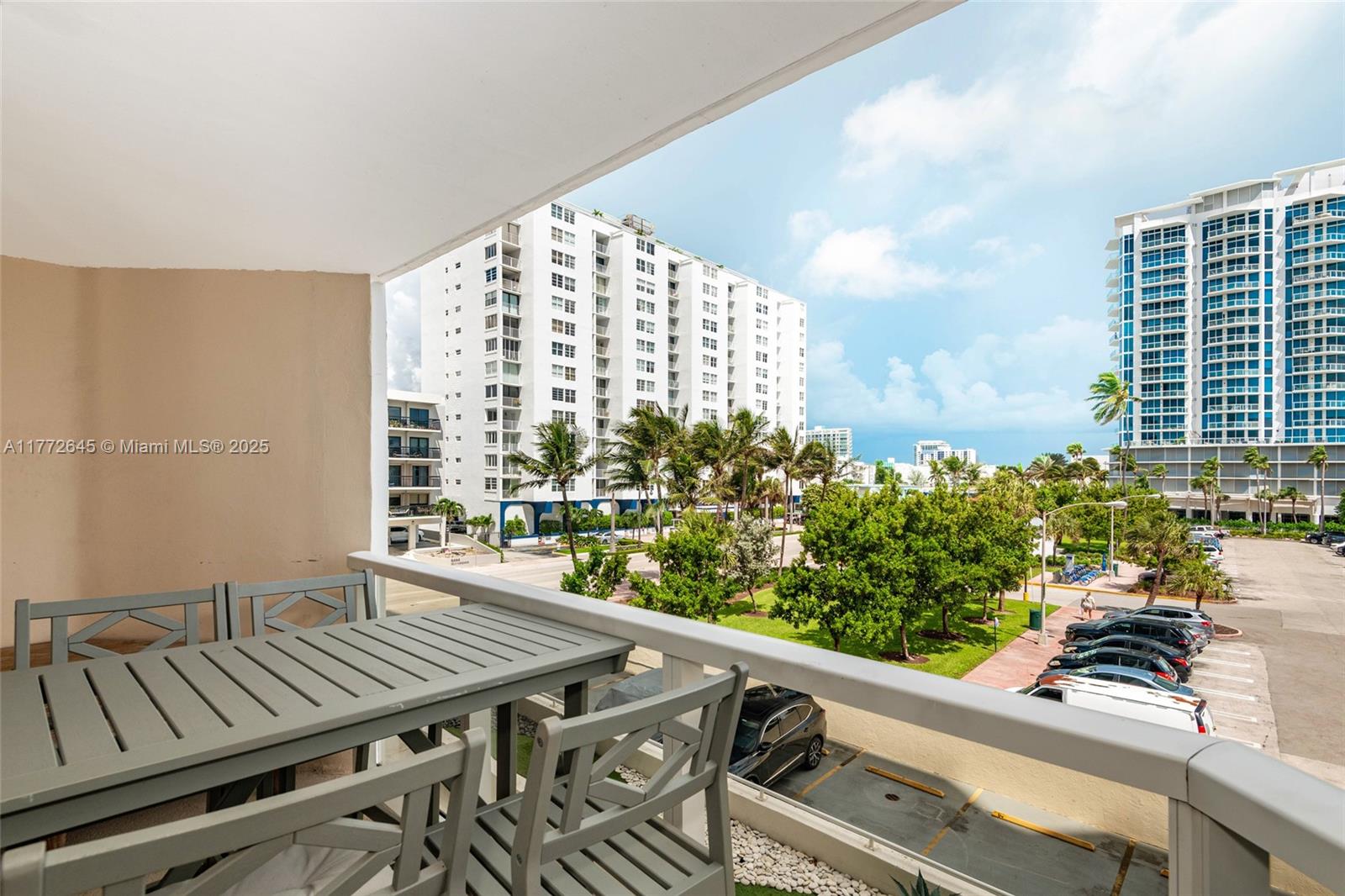 6dd28e9b-4703 6423 Collins Ave # 309, Miami Beach FL 33141 — #A11772645