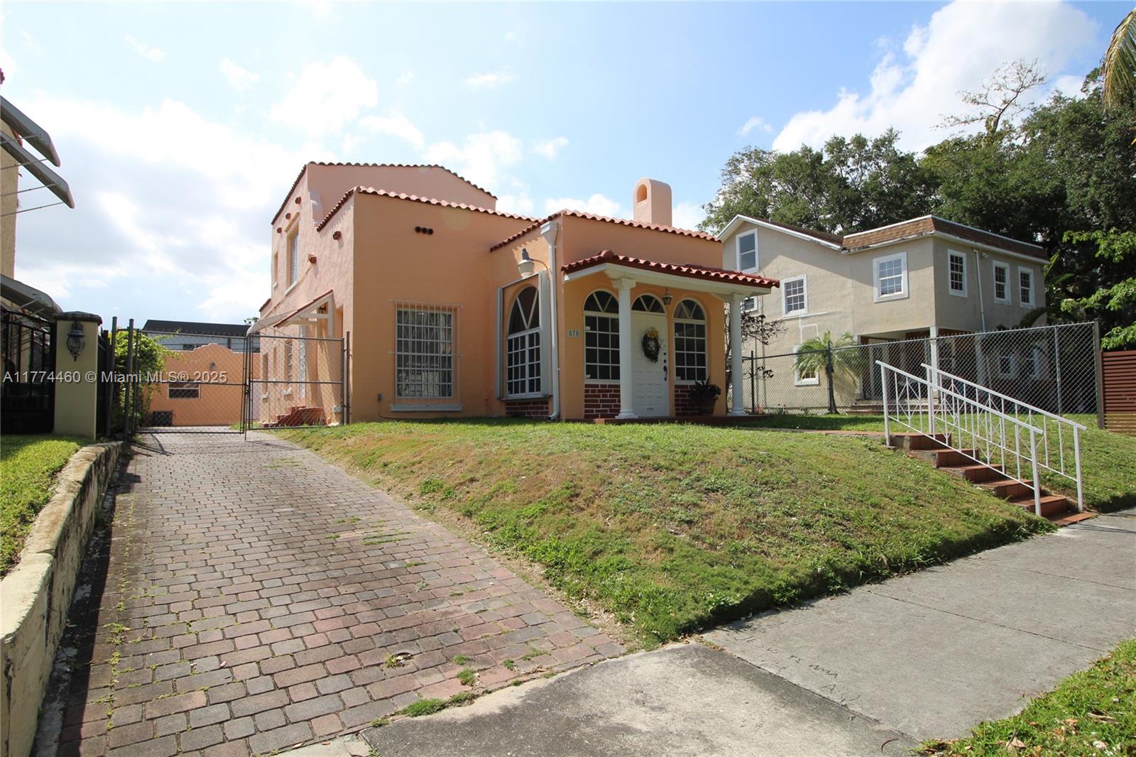 6dd28e9b-4729 870 NW 14th Ct, Miami FL 33125 — #A11774460