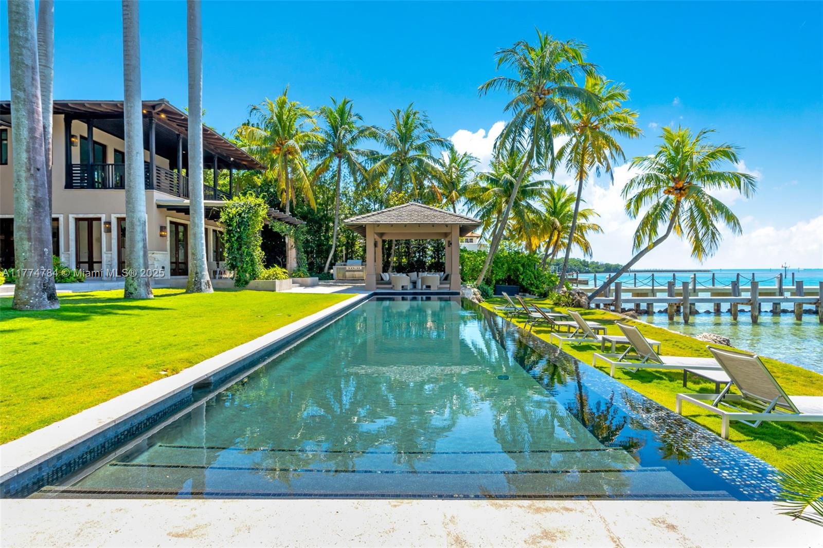 6dd28e9b-4732 9 Harbor Pt, Key Biscayne FL 33149 — #A11774784