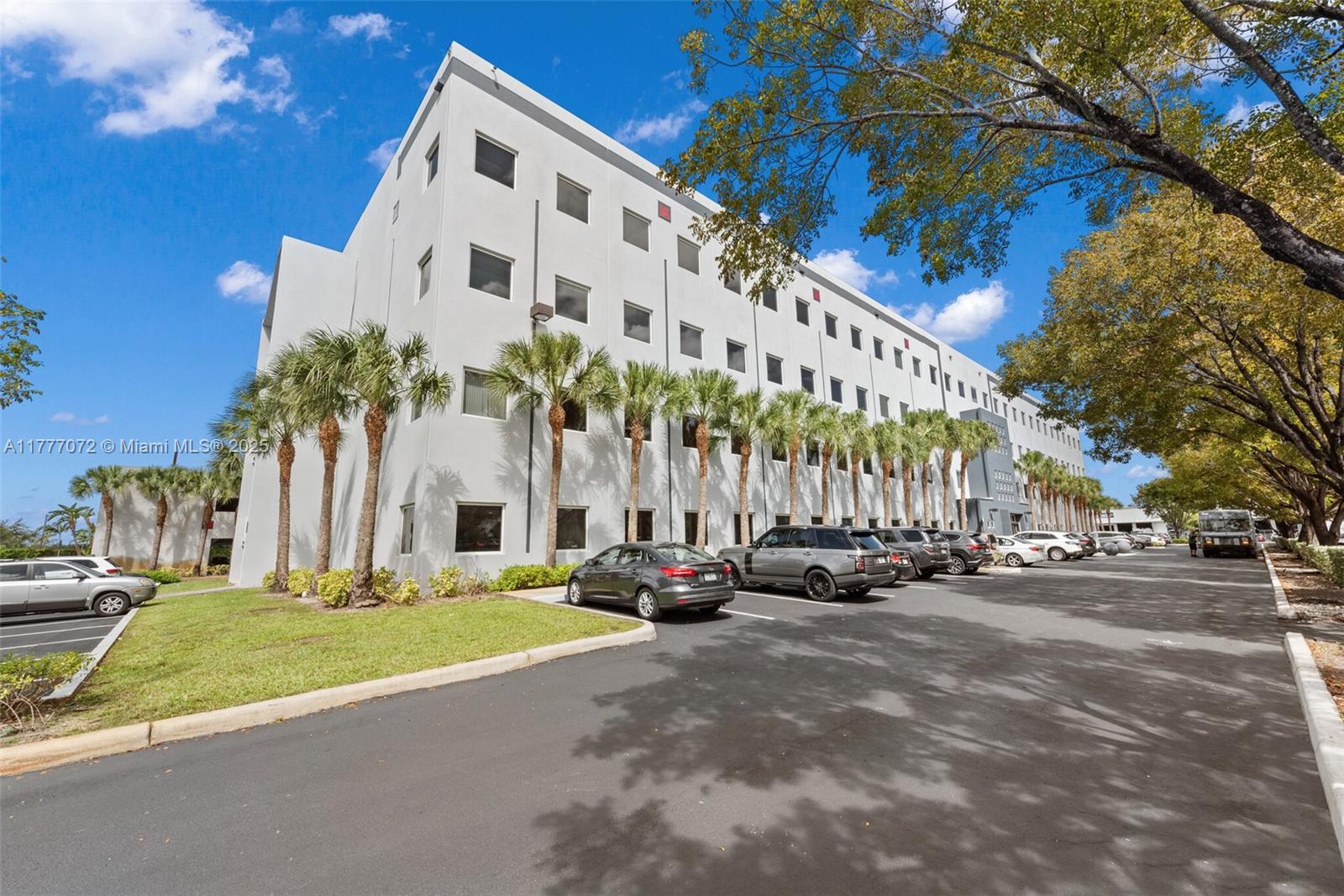 6dd28e9b-4771 7791 NW 46th St # 215, Doral FL 33166 — #A11777072