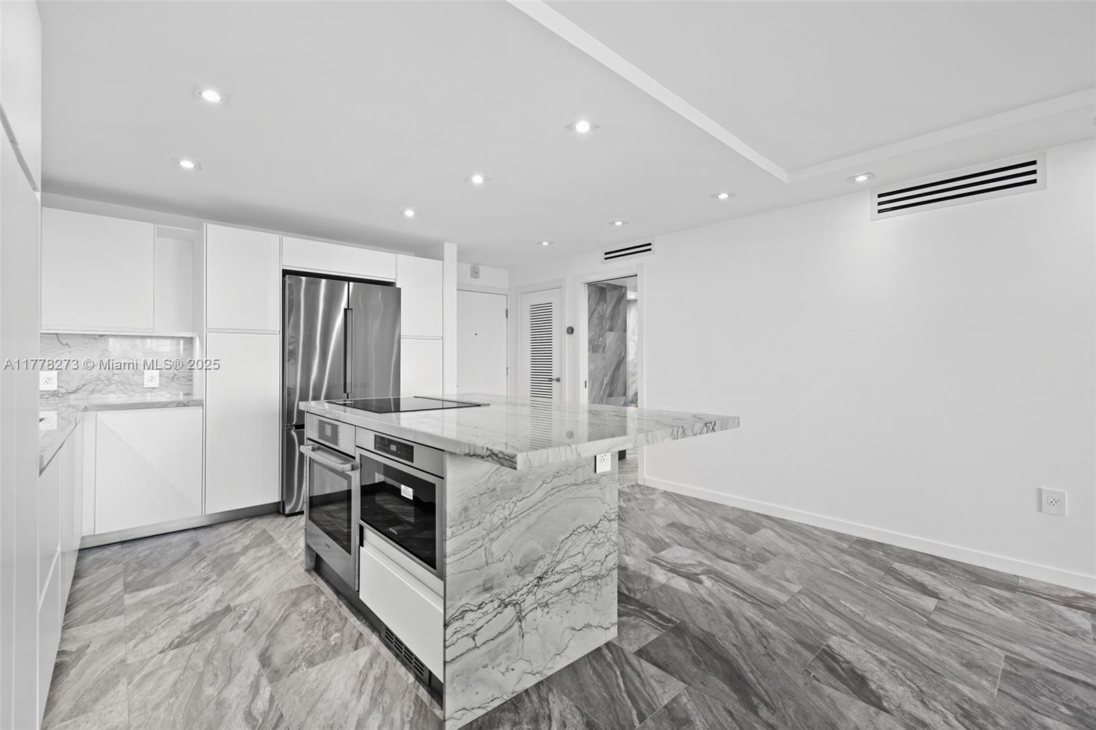 6dd28e9b-4780 1658 Bay Rd # 504, Miami Beach FL 33139 — #A11778273