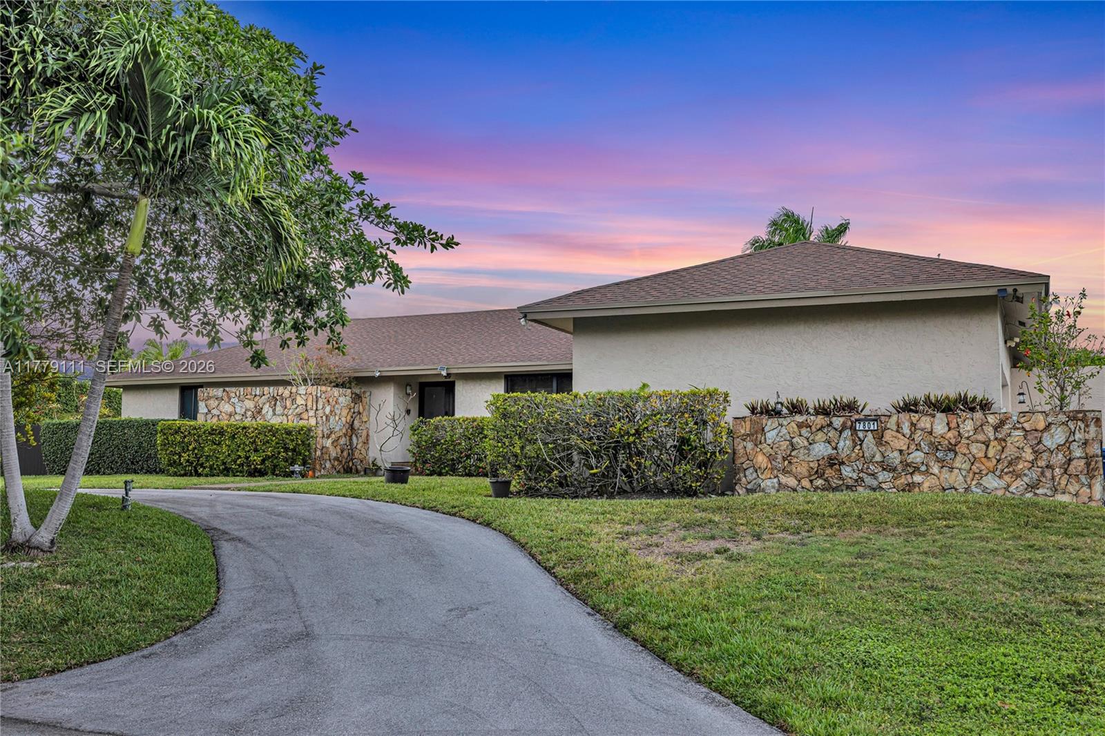 6dd28e9b-4795 7801 SW 170th St, Palmetto Bay FL 33157 — #A11779111