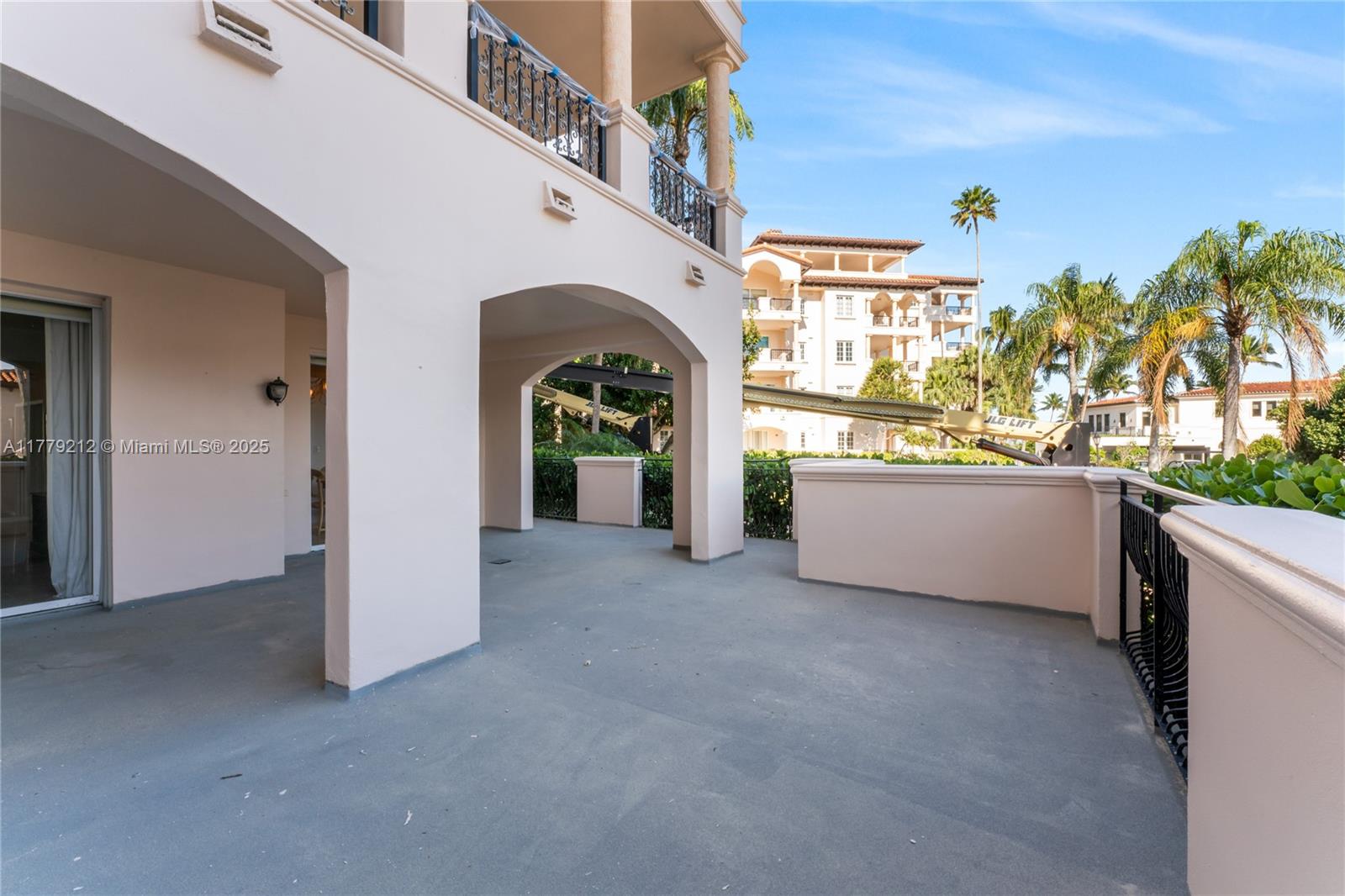 6dd28e9b-4798 19112 Fisher Island Dr # 19112, Miami Beach FL 33109 — #A11779212