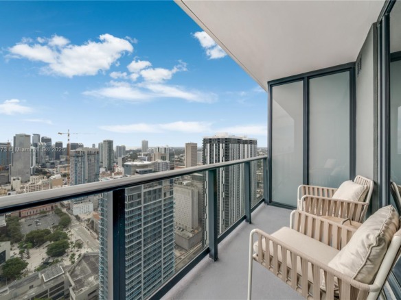 601 NE 1st Ave # 4212, Miami FL 33132 — #A11780873
