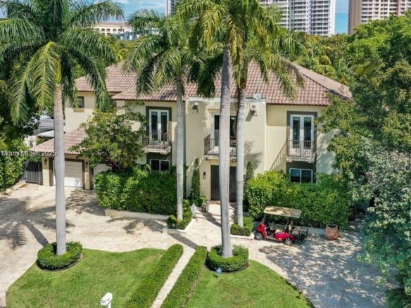 31 Island Dr, Key Biscayne FL 33149 — #A11782945