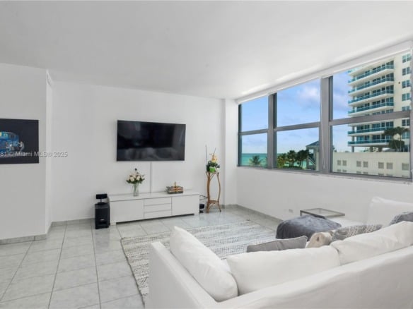 5055 Collins Ave # 5F, Miami Beach FL 33140 — #A11786181