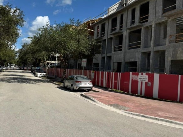 1425 Bay Rd, Miami Beach FL 33139 — #A11789038
