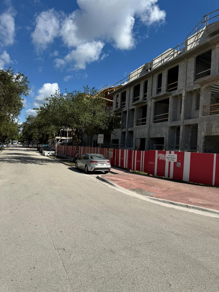 6dd28e9b-4959 1425 Bay Rd, Miami Beach FL 33139 — #A11789038