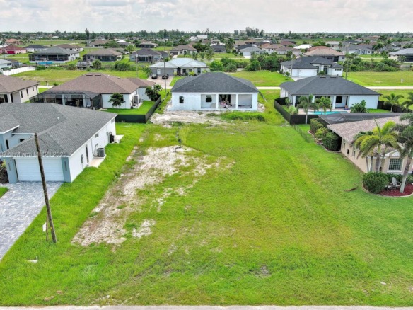 1025 NW 35th Place, Cape Coral FL 33993 — #A11851237