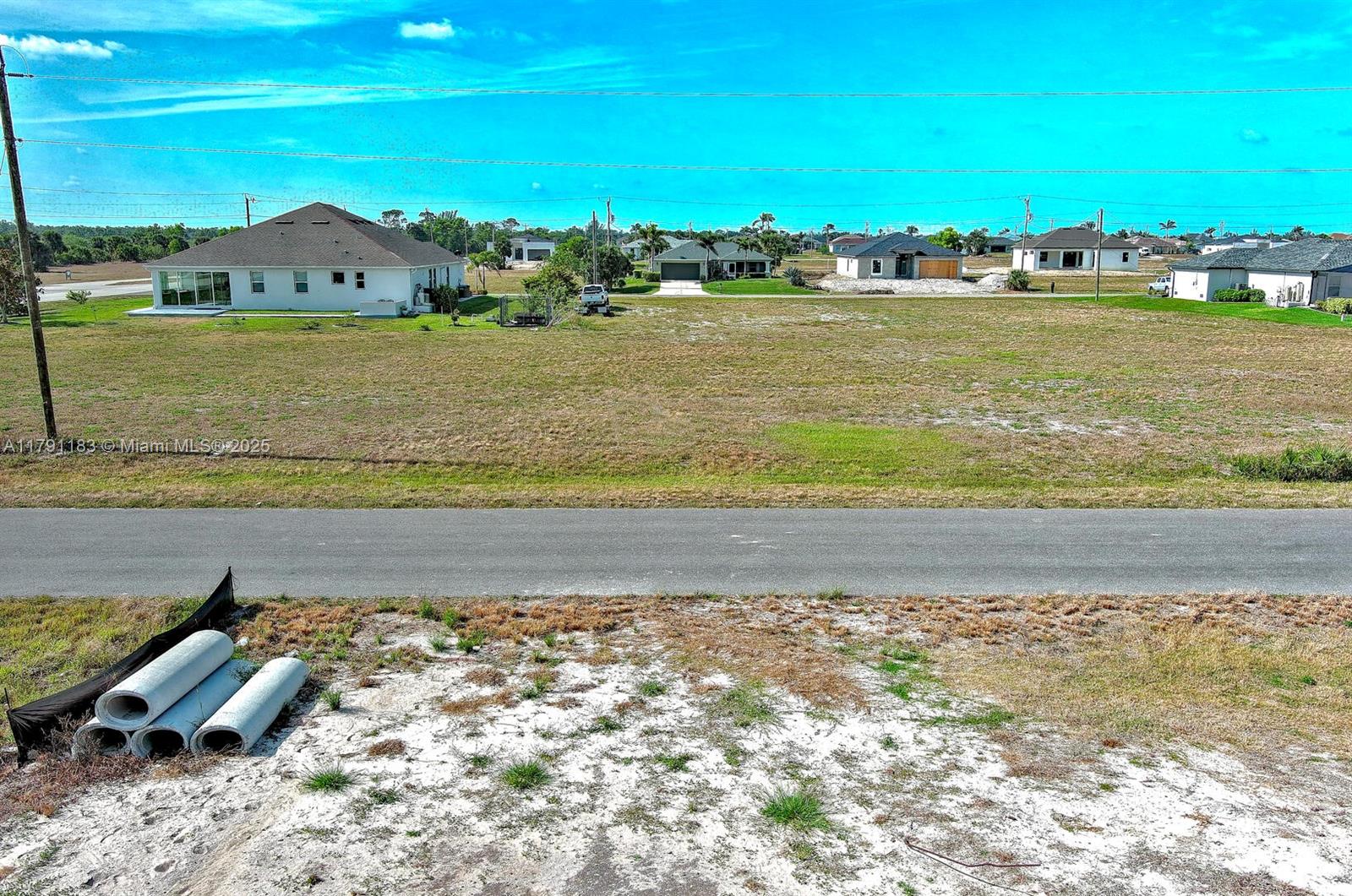 4008 NW 38th Ln, Cape Coral FL 33993 — #A11791183
