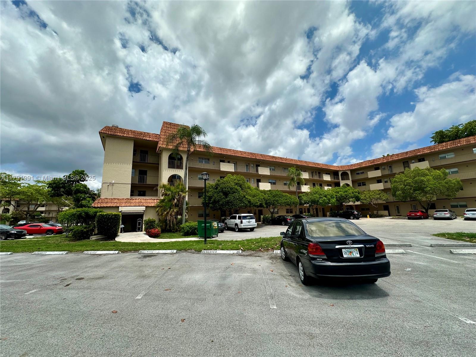 6201 N Falls Cir Dr # 212, Lauderhill FL 33319 — #A11791991